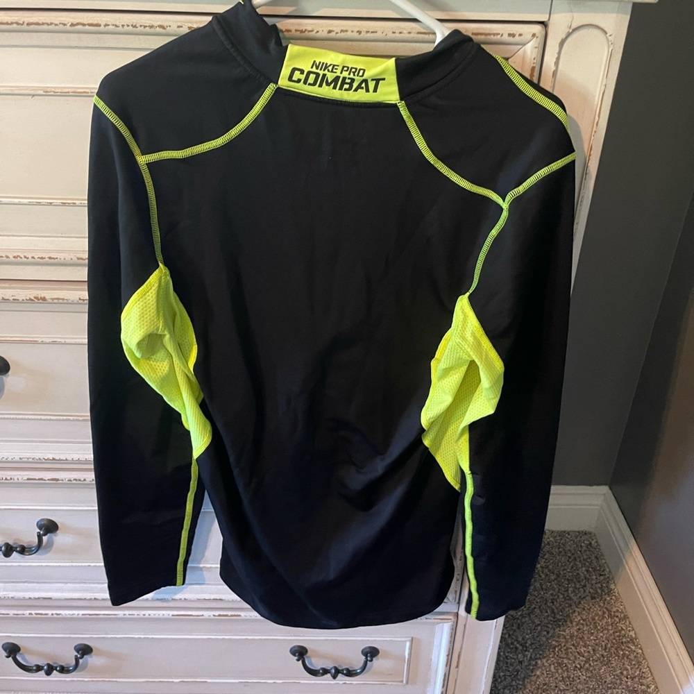 Nike Hyperwarmth Half Zip And Compression Leggings - image 2